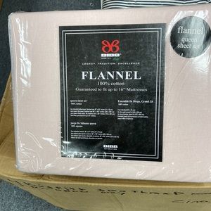 Queen size 100% cotton flannel sheet set light pink brand new by Bibb